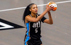 因称里斯‘受保护物种’被禁赛1场，前NBA球星怒批：该禁2场，她是在叫我们动物