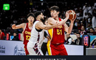 中国男篮83-57大胜卡塔尔，杨瀚森15+9，胡明轩12分，胡金秋10+8