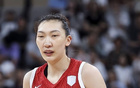 54-83！中国女篮遭29分惨败，三大主力缺阵，韩旭一人撑不住！
