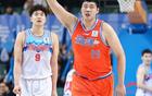 他是李月汝前男友，曾淡出CBA，如今靠打商业联赛和野球谋生