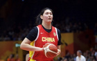宫鲁鸣要头疼了！女篮靠双核死顶，3替补疯狂打铁，半决赛拿啥去赢韩国队