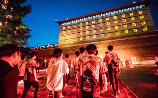 广东省“全民健身日”活动启动仪式举行 南粤古驿道定向大赛汕头站鸣锣开赛